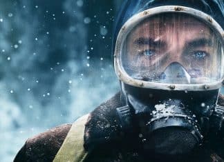 Só 6 episódios: Nova série da Netflix fisga o público com trama intensa e visual impressionante