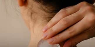 Surpreendente: método simples com gelo na nuca mostra efeito imediato contra ataques de pânico e ansiedade