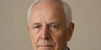 Bilionário de 70 anos surpreende ao revelar o que realmente procura em uma mulher — e não é dinheiro Bilionário de 70 anos surpreende ao revelar o que realmente procura em uma mulher — e não é dinheiro