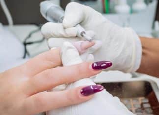 Anvisa proíbe esmaltes e unhas de gel após descobrir substâncias que causam câncer e infertilidade
