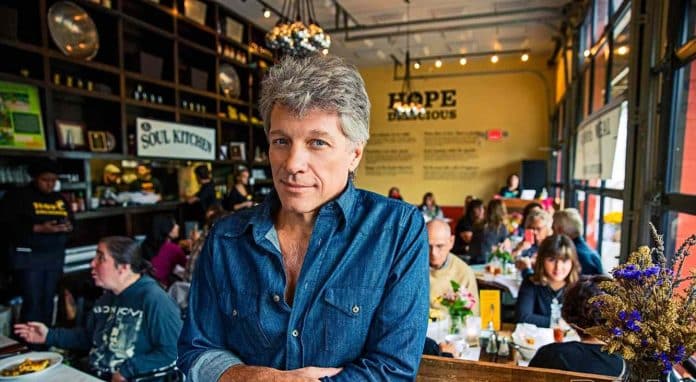 Por trás do novo restaurante de Jon Bon Jovi existe uma regra que surpreende até quem conhece o cantor