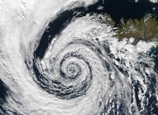 Vai esfriar de novo? Três ciclones extratropicais devem atingir o país e mudar o tempo neste mês!