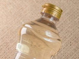 Anvisa barra venda de vinagre de maçã popular e revela problema que muita gente não percebeu no rótulo Anvisa barra venda de vinagre de maçã popular e revela problema que muita gente não percebeu no rótulo