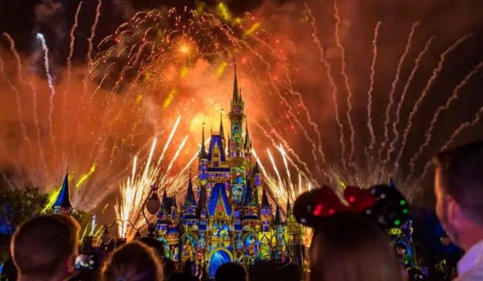 Disney confirma parque gigante de 78 mil m² no Brasil — e abertura acontece antes do Natal Disney confirma parceria oficial em parque gigante no Brasil — e abertura acontece antes do Natal!
