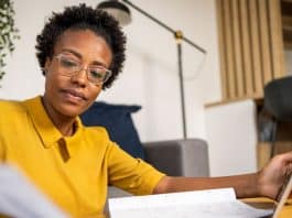 Por que cada vez mais pessoas acima dos 40 escolhem essas 5 profissões Por que cada vez mais pessoas acima dos 40 escolhem essas 5 profissões