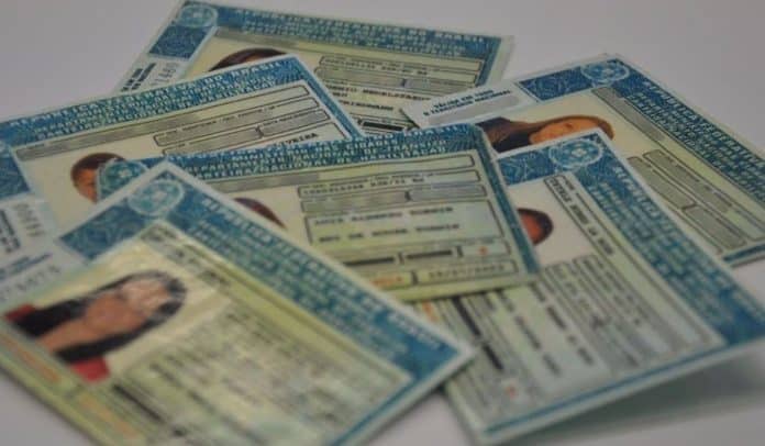 Quanto custa agora? Nova regra derruba preço da CNH e Brasil sai da lista das habilitações mais caras do mundo