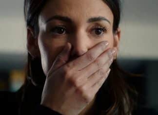 A série de apenas 6 episódios que explodiu na Netflix e já domina o ranking em 79 países