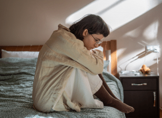 Medo do abandono: por que a possibilidade de ser deixado dói tanto — e como a terapia EMDR pode ajudar