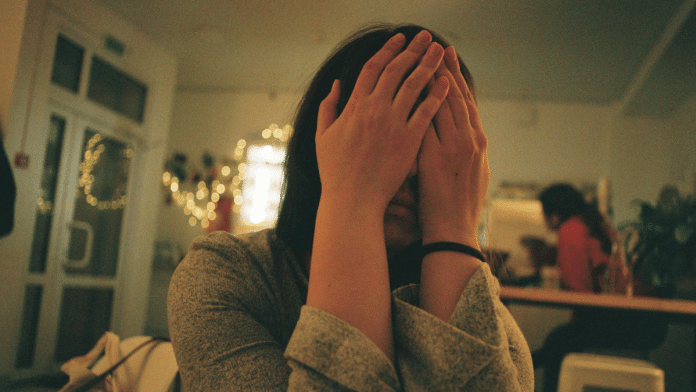 Tenho medo do que penso: a culpa invisível dos pensamentos intrusivos