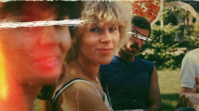 Este documentário sombrio da Netflix revela segredos enterrados por décadas e está viralizando rápido