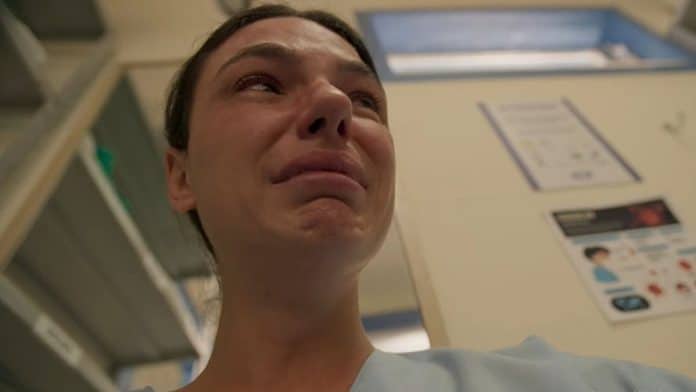 Por que Isis Valverde foi indicada ao pior prêmio que existe em Hollywood