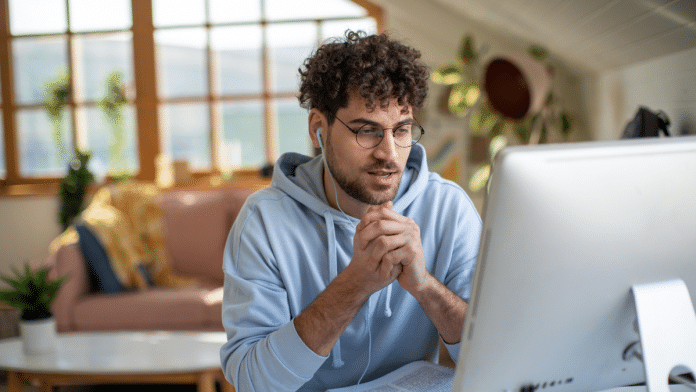 Plantão psicológico online aos domingos: quando o sofrimento emocional não espera o horário comercial