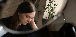 Psicóloga Josie Conti explica por que algumas dores emocionais não melhoram só com força de vontade