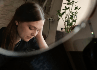 Psicóloga Josie Conti explica por que algumas dores emocionais não melhoram só com força de vontade