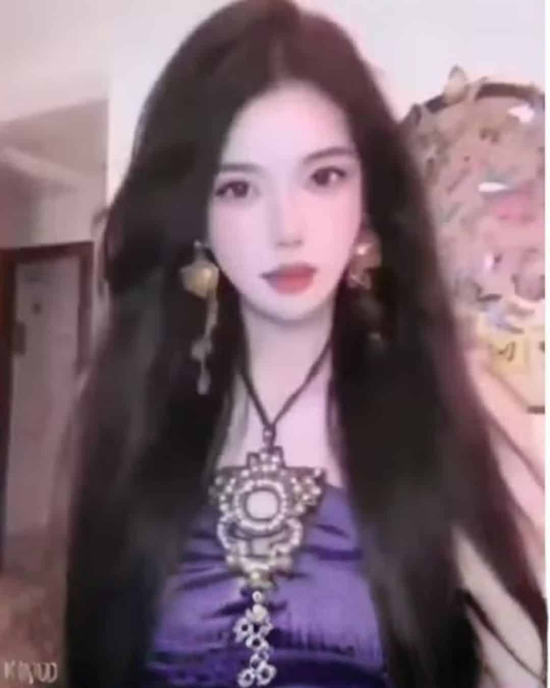 Filtro cai no meio da live e streamer chinesa perde 150 mil seguidores em poucos minutos contioutra.com - Filtro cai no meio da live e streamer chinesa perde 150 mil seguidores em poucos minutos