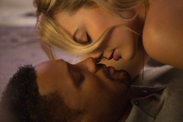 contioutra.com - Filme com Will Smith e Margot Robbie na Netflix mostra que o amor pode ser o maior golpe de todos