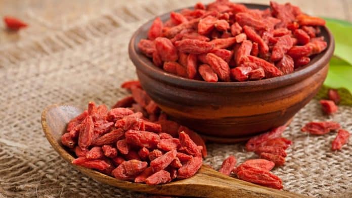 4 alimentos que podem imitar a ação do Ozempic e Mounjaro 4 alimentos que podem “imitar” a ação do Ozempic e Mounjaro por terem as mesmas propriedades das injeções