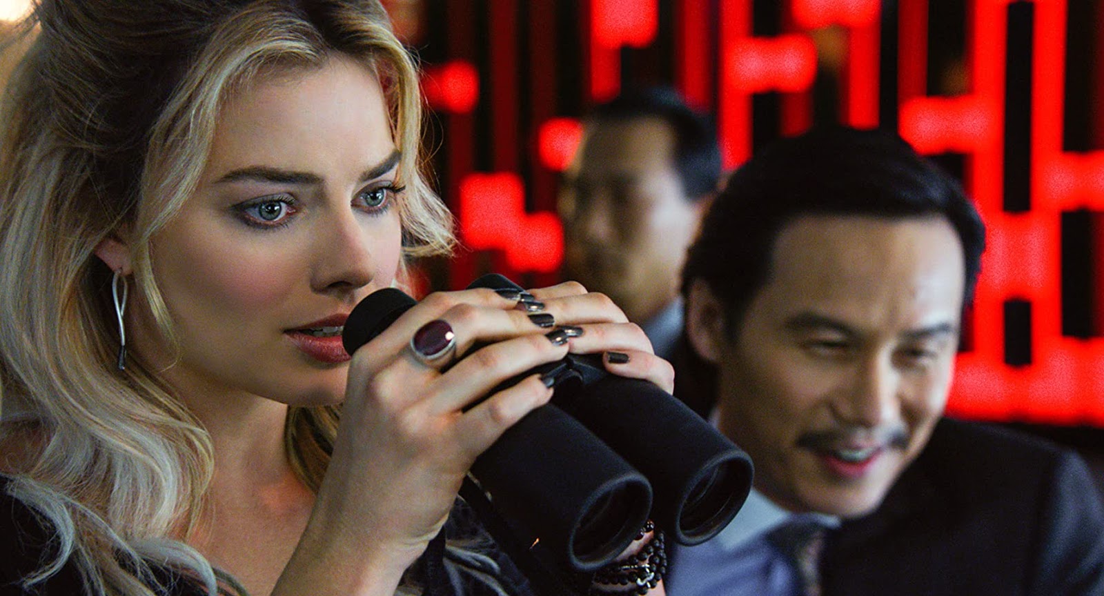contioutra.com - Filme com Will Smith e Margot Robbie na Netflix mostra que o amor pode ser o maior golpe de todos
