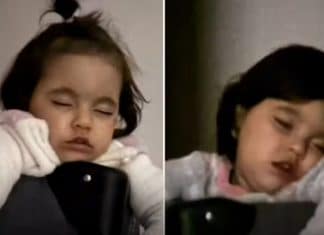 Menina adotada só dormia em pé, encostada na parede — motivo deixou nova mãe sem reação em SC