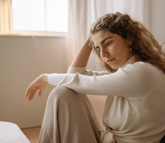 O que ninguém te conta sobre o impacto emocional de viver fora do Brasil