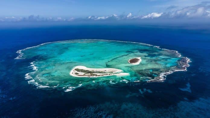 O único atol do Atlântico Sul é 100% brasileiro e tão bonito que dá vontade de ir pra lá agora mesmo