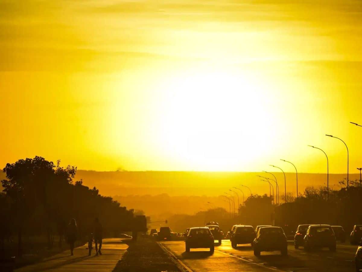 contioutra.com - Frio de outono adiado: veja quais os 5 estados atingidos pela nova bolha de calor de quase 40&deg;C