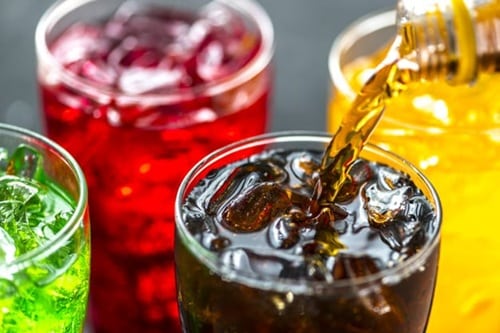 contioutra.com - Cirurgi&atilde;o card&iacute;aco alerta sobre 4 alimentos que devem ser totalmente proibidos na sua dieta: eles intoxicam seu corpo