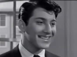 70 anos depois, essa música de 1956 continua sem rival — e quase ninguém explica o porquê Esta canção de 1956 faz 70 anos ninguém superou até hoje