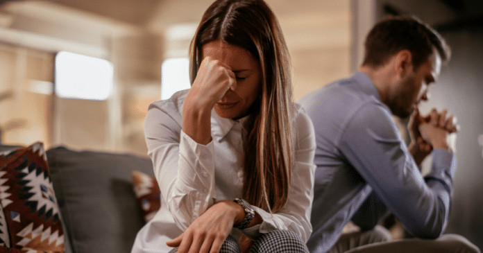 Relações abusivas: como identificar sinais invisíveis — com análises da psicóloga Josie Conti