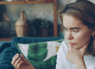 Você pode estar acumulando microtraumas sem perceber — entenda os sinais, segundo a psicóloga Josie Conti