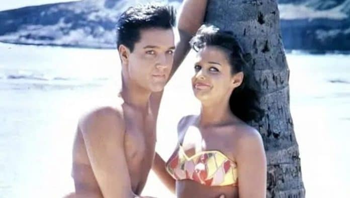 Esta imagem de Elvis é 100% autêntica e não foi editada. Chegue mais perto e veja o que ela guarda há anos e ainda surpreende!