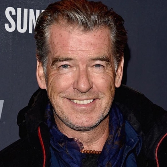 contioutra.com - Abandonado pelo pai, ele perdeu esposa e filha para o mesmo c&acirc;ncer... e sua atitude depois chocou Hollywood