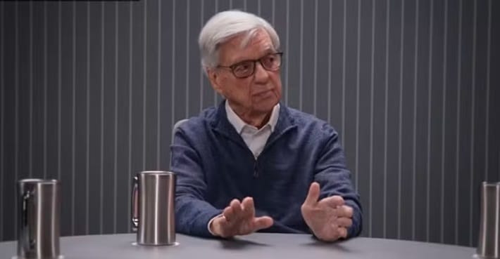 Como eles se parecem? Ex-CIA revela em podcast bombástico detalhes das 4 espécies de aliens que os EUA supostamente escondem contioutra.com - Como eles se parecem? Ex-CIA revela em podcast bombástico detalhes das 4 espécies de aliens que os EUA supostamente escondem