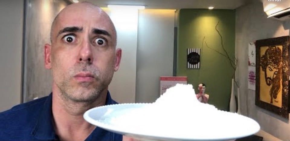 contioutra.com - M&eacute;dico revela que consumir leite em p&oacute; pode fazer voc&ecirc; repensar um h&aacute;bito rid&iacute;culo