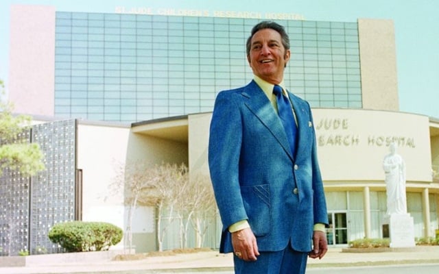 contioutra.com - Ele ficou famoso, enriqueceu e levou 22 anos para cumprir a promessa que fez quando n&atilde;o tinha nada