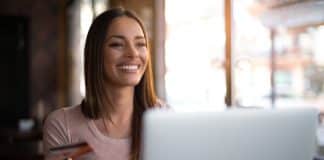 10 detalhes que você deve observar antes de agendar um atendimento psicoterápico online