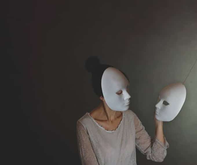 contioutra.com - Narcisistas usam estas frases para virar a discuss&atilde;o contra voc&ecirc; &mdash; aprenda a reconhecer o padr&atilde;o