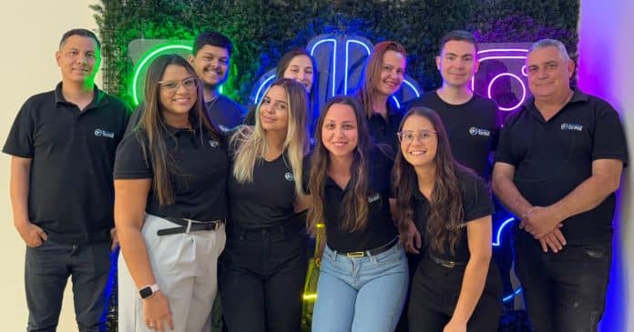Nomes parecidos não significam empresas iguais: entenda a diferença entre Divulga Mais Brasil e Guia Divulga Mais Brasil