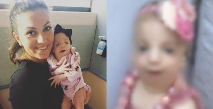 Após o parto, o silêncio na sala fez esta mãe perceber que algo estava diferente com a filha