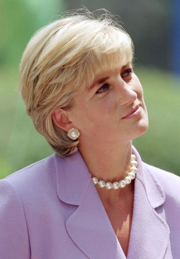 contioutra.com - Algumas das fotos mais interessantes de Diana n&atilde;o s&atilde;o as mais famosas e contam outra parte da hist&oacute;ria