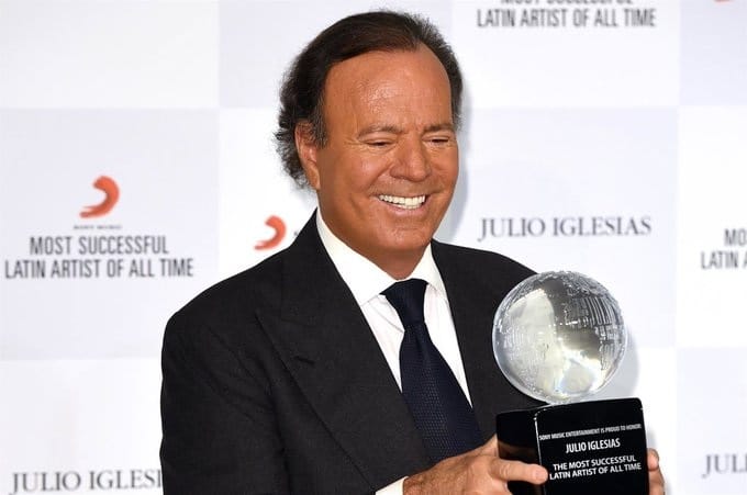 contioutra.com - O goleiro que deixou o Real Madrid ap&oacute;s um acidente para se tornar um dos cantores mais famosos da hist&oacute;ria
