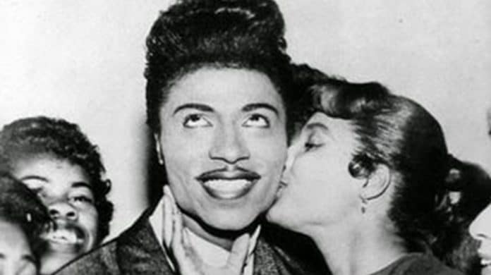 Esta música nasceu em 1955 e resistiu ao tempo de um jeito que poucas canções conseguiram