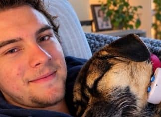 Os sintomas pareciam de gripe, até que o pai ouviu algo muito estranho na voz do filho de 21 anos